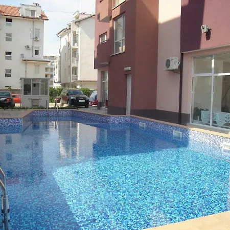 Апартамент Рубин Sunny Beach